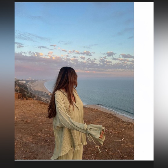 Pleated/ribbed button up set - Picture 9 of 10